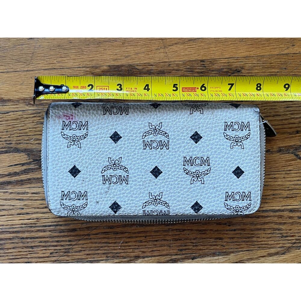 MCM White Leather Logo Purse Wallet  Women's Size Small - Picture 6 of 8